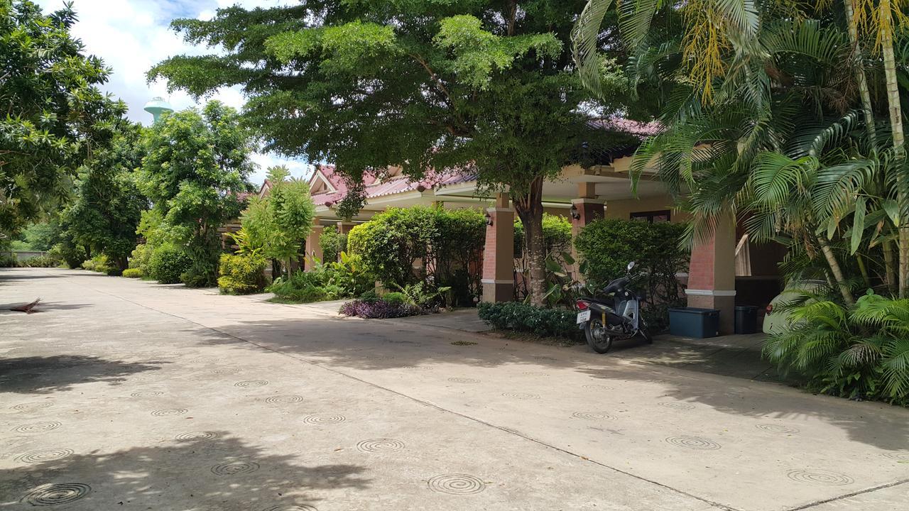 Garden Corner Resort & Hotel Phitsanulok Exterior photo