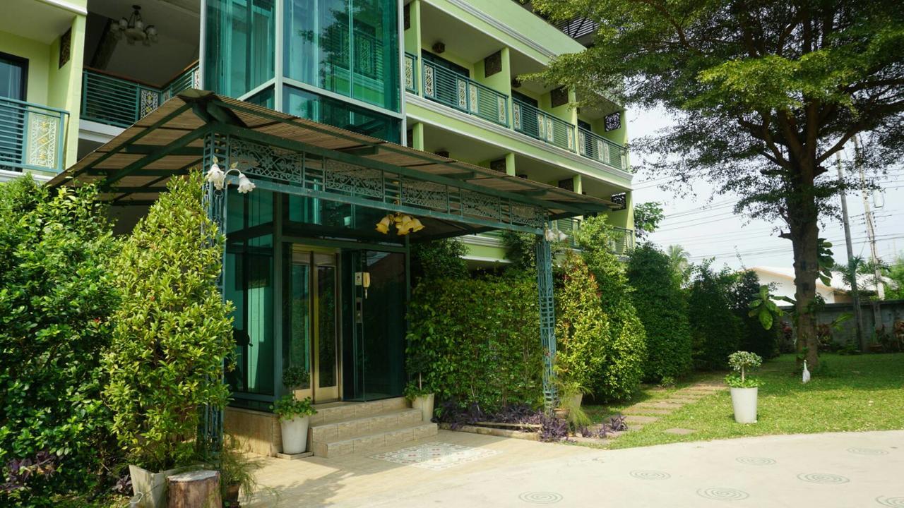 Garden Corner Resort & Hotel Phitsanulok Exterior photo